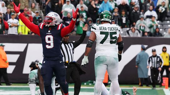 BSJ Game Report: Patriots 15, Jets 10 - First win comes as defense snuffs out Zach Wilson taken at BSJ Headquarters (Patriots)